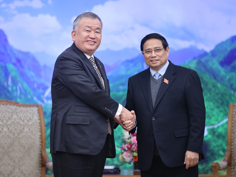 並承諾將自